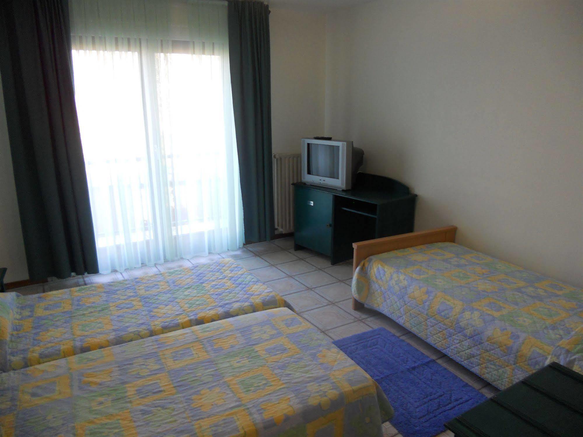 Hotel Carpini بشاراغي المظهر الخارجي الصورة